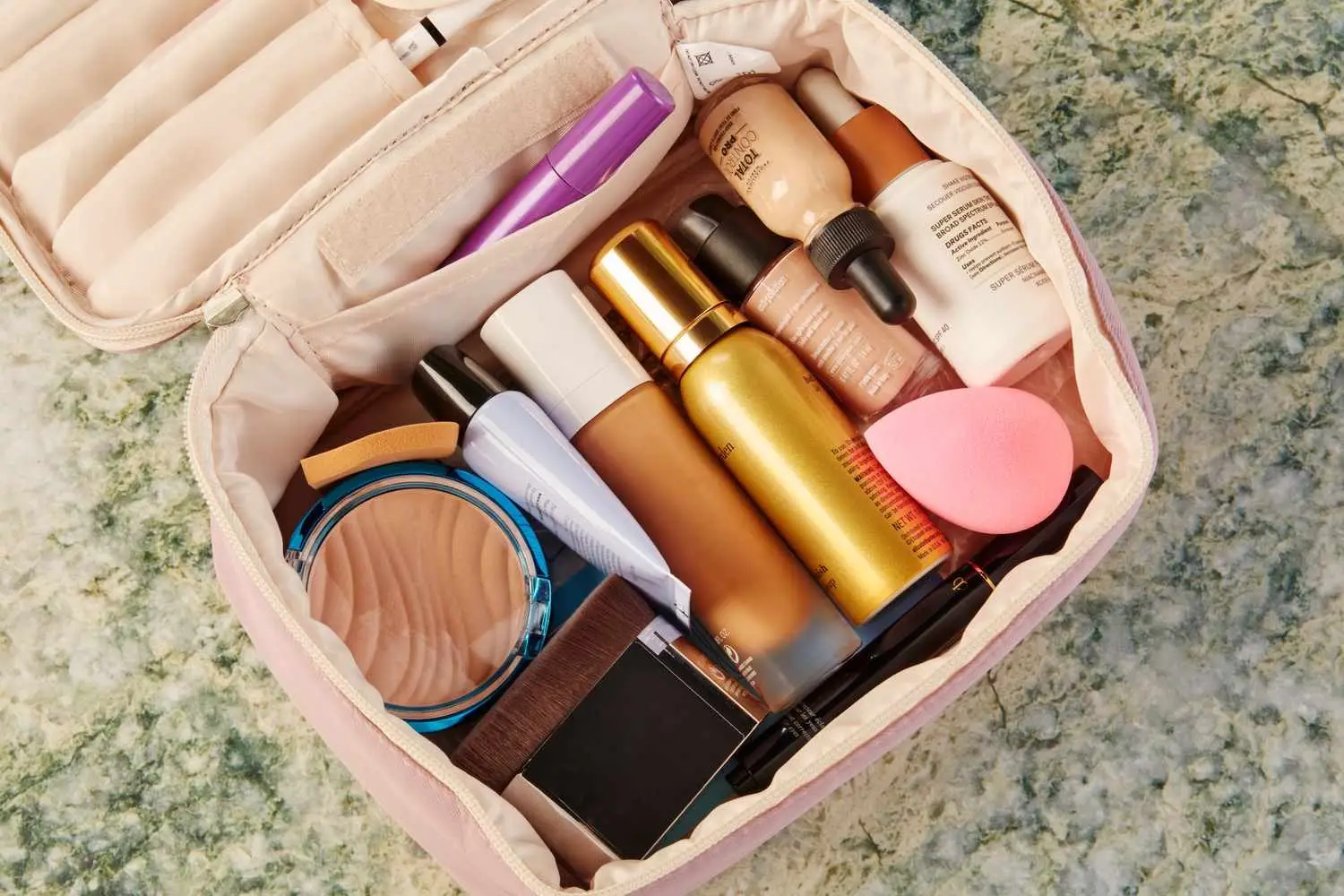 10 Essential and Must-Have Items to Pack in Your Perfect Cosmetic Bag